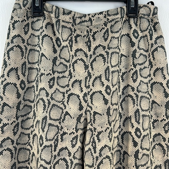 Donna Morgan Snakeskin Straight Leg Pants - Picture 2 of 8